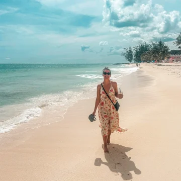 Dover Beach Barbados | Strandmeisje